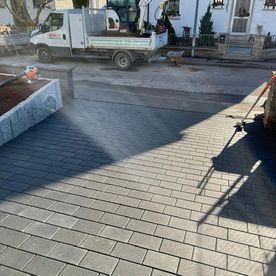 Hausmeisterservice Haushaltsauflösungen Gartengestaltung Gartenpflege Rasen-Rollrasen Pflasterarbeiten Entrümpelungen Umzüge Transporte Renovierungsarbeiten